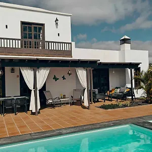 Casa Del Sol Naciente - Heated Pools - Wifi - Uk,be,nl,fr Tv Channels , Playa Blanca (Lanzarote) Spain