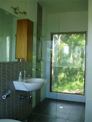 Montville Ocean View Cottages