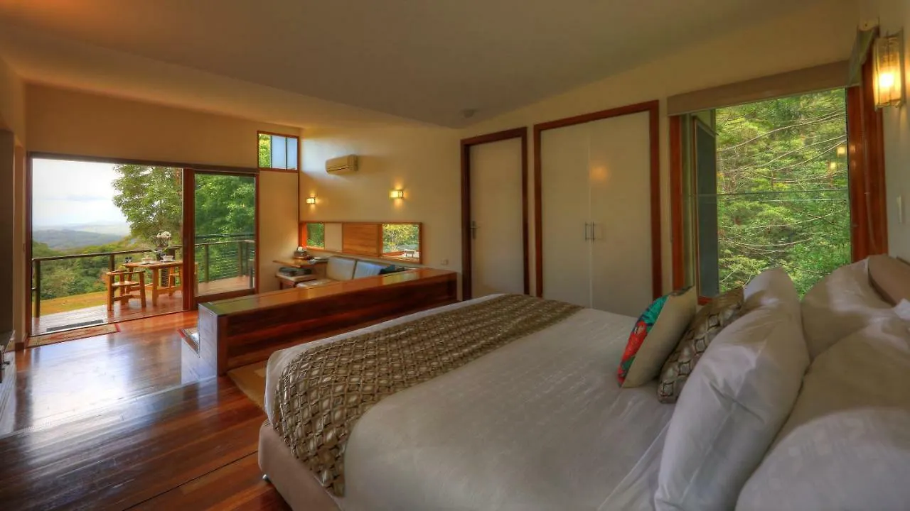 Lodge Montville Ocean View Cottages